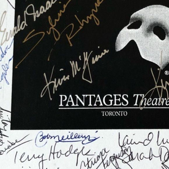 The Phantom‎ of the Opera Canadian Cast Signed Art Card - Collectible 198… - Picture 3 of 4